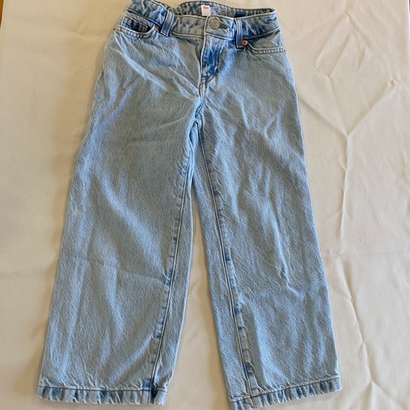 LOT OF 2 GIRLS MID RISE WIDE LEG JEANS CAT AND JACK SIZE 6 LIGHT WASH - Picture 3 of 3
